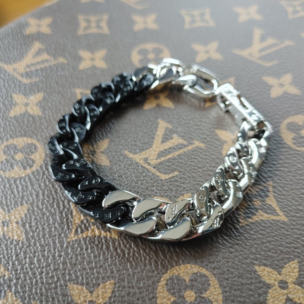 Louis Vuitton Black & Silver Cuban bracelet (New) - Picture 5 of 10